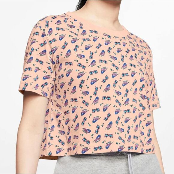 Nike Cropped Grapic Tee Sz L - Picture 1 of 14